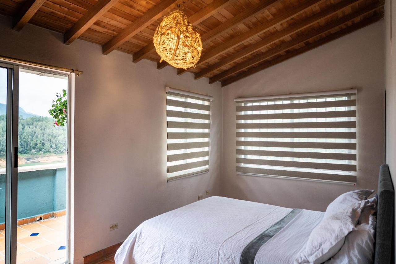 Casa Galeria Guatape Villa Eksteriør billede